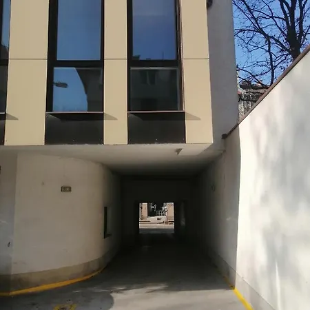 Butterfly & Private Parking Apartamento
